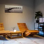 La M Villa *